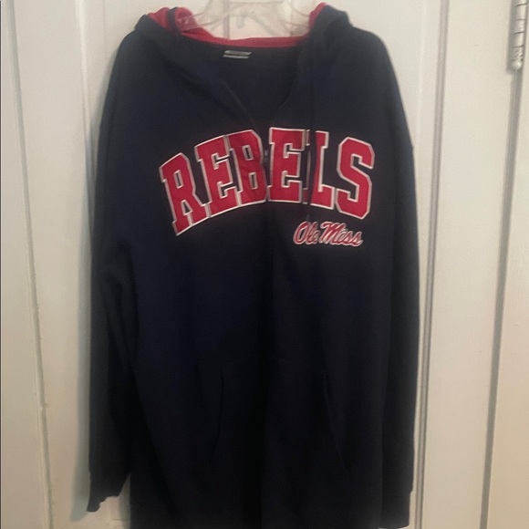 Stadium Athletics Other - Stadium Athletics Navy and Red Hoodie